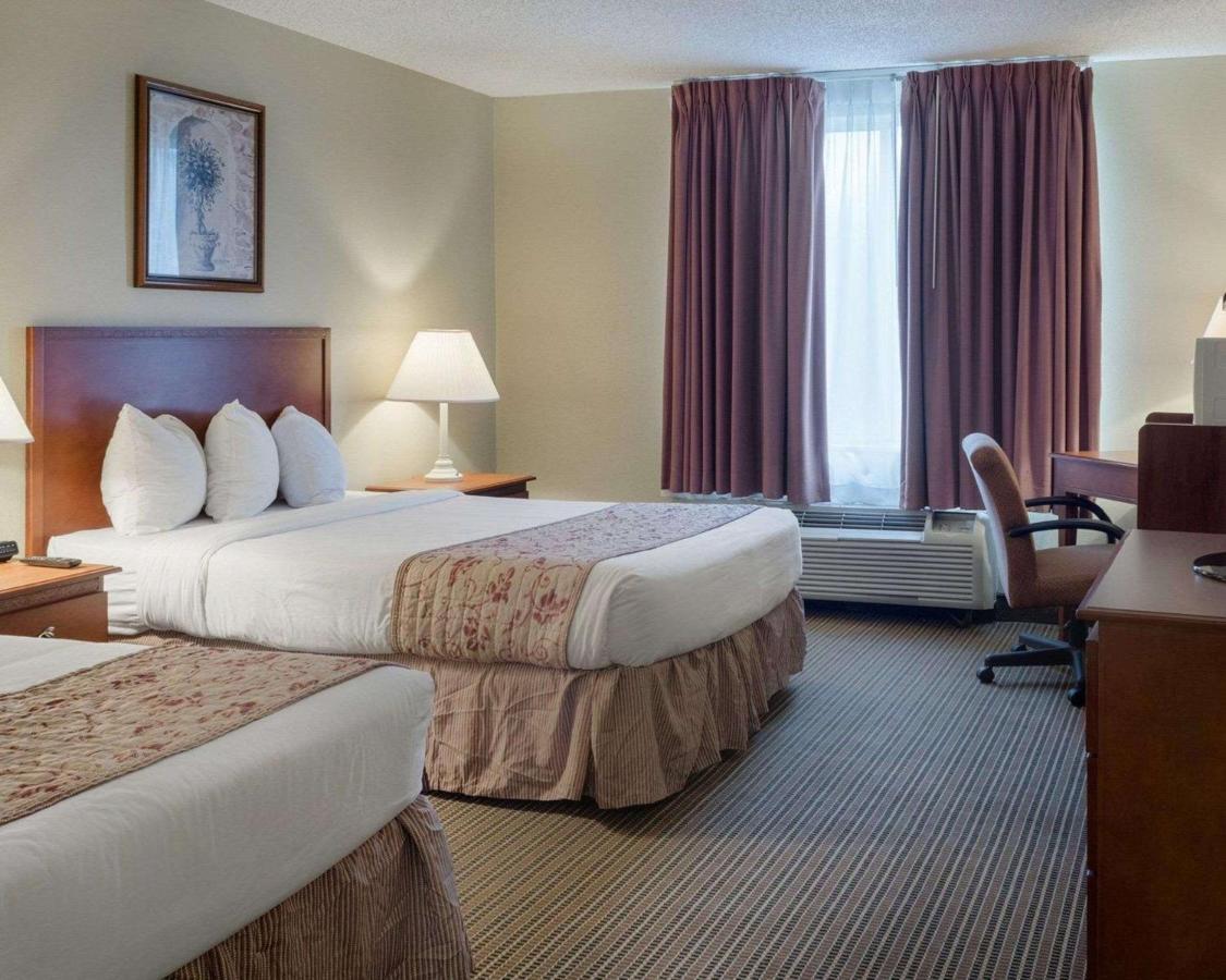 Rodeway Inn Гринвилл Экстерьер фото