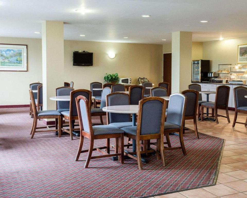 Rodeway Inn Гринвилл Экстерьер фото