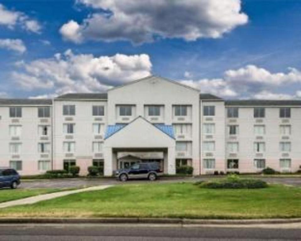 Rodeway Inn Гринвилл Экстерьер фото