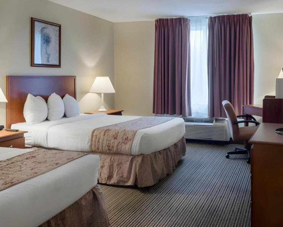 Rodeway Inn Гринвилл Экстерьер фото