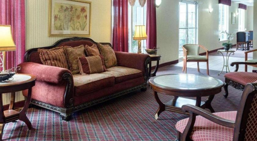 Rodeway Inn Гринвилл Экстерьер фото