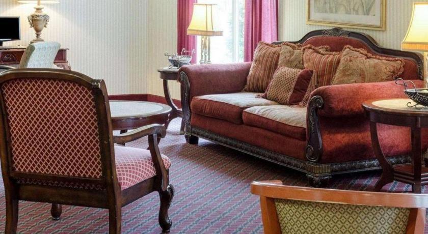 Rodeway Inn Гринвилл Экстерьер фото