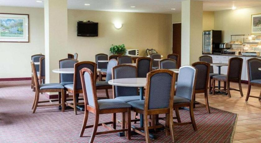 Rodeway Inn Гринвилл Экстерьер фото