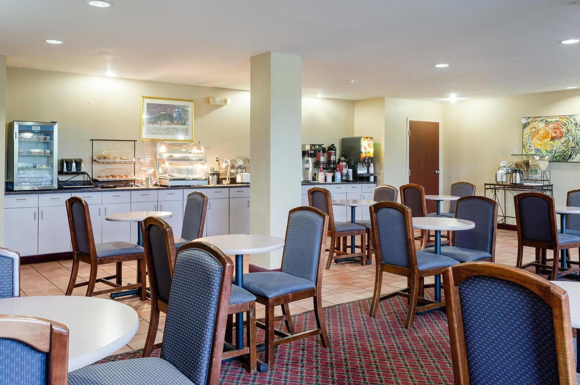 Rodeway Inn Гринвилл Экстерьер фото